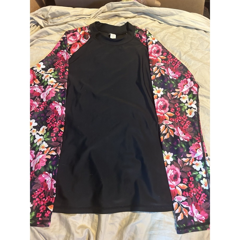 Women's Floral Long Sleeve Rash Guard Swim Top Black Pink Medium UPF Beach